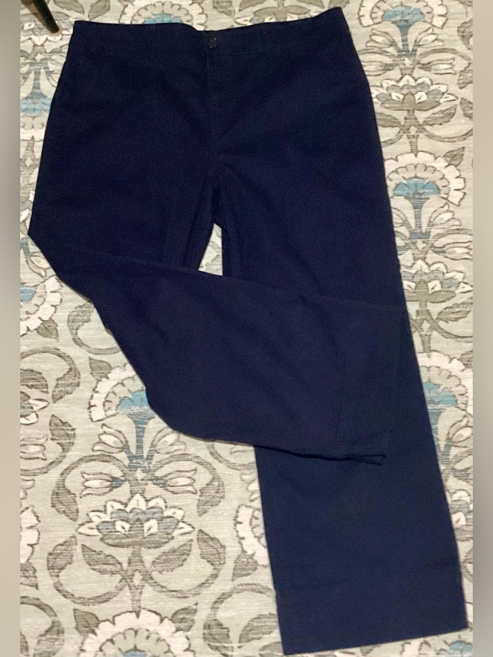 LOFT Navy Blue Relaxed Fit Cropped Pants - Size 12